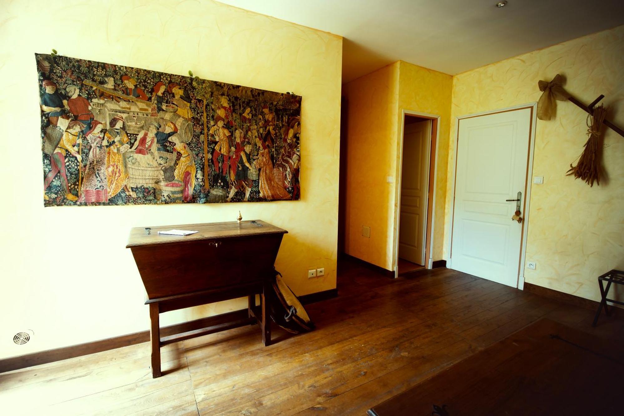 Le Chateau De Sorgues Cornus エクステリア 写真